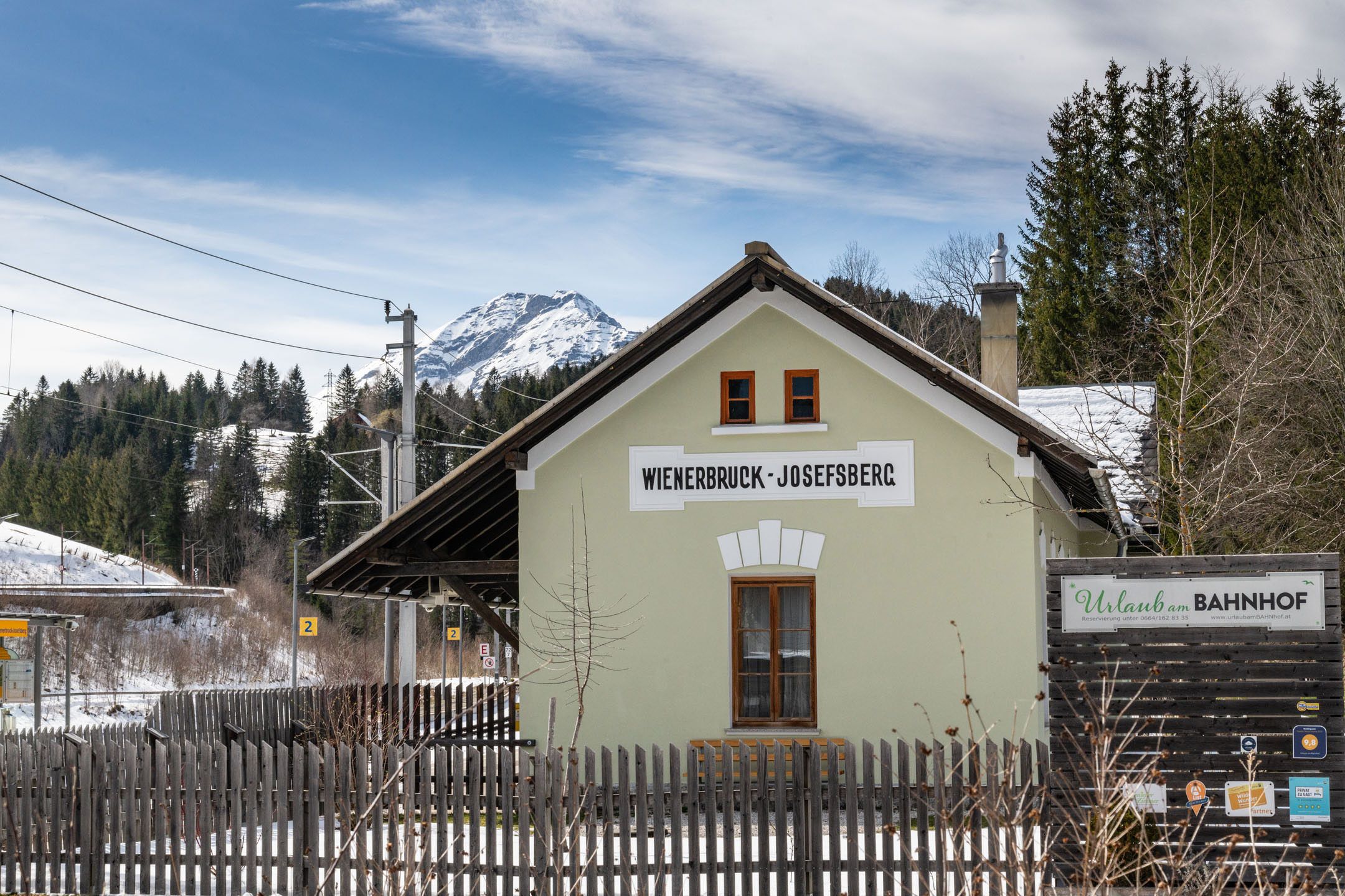 Vacation at the BAHNhof in winter