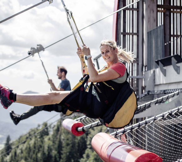 Abflug mit der Zipline Annaberg, © jollyschwarz.com / heldenderfreizeit.com