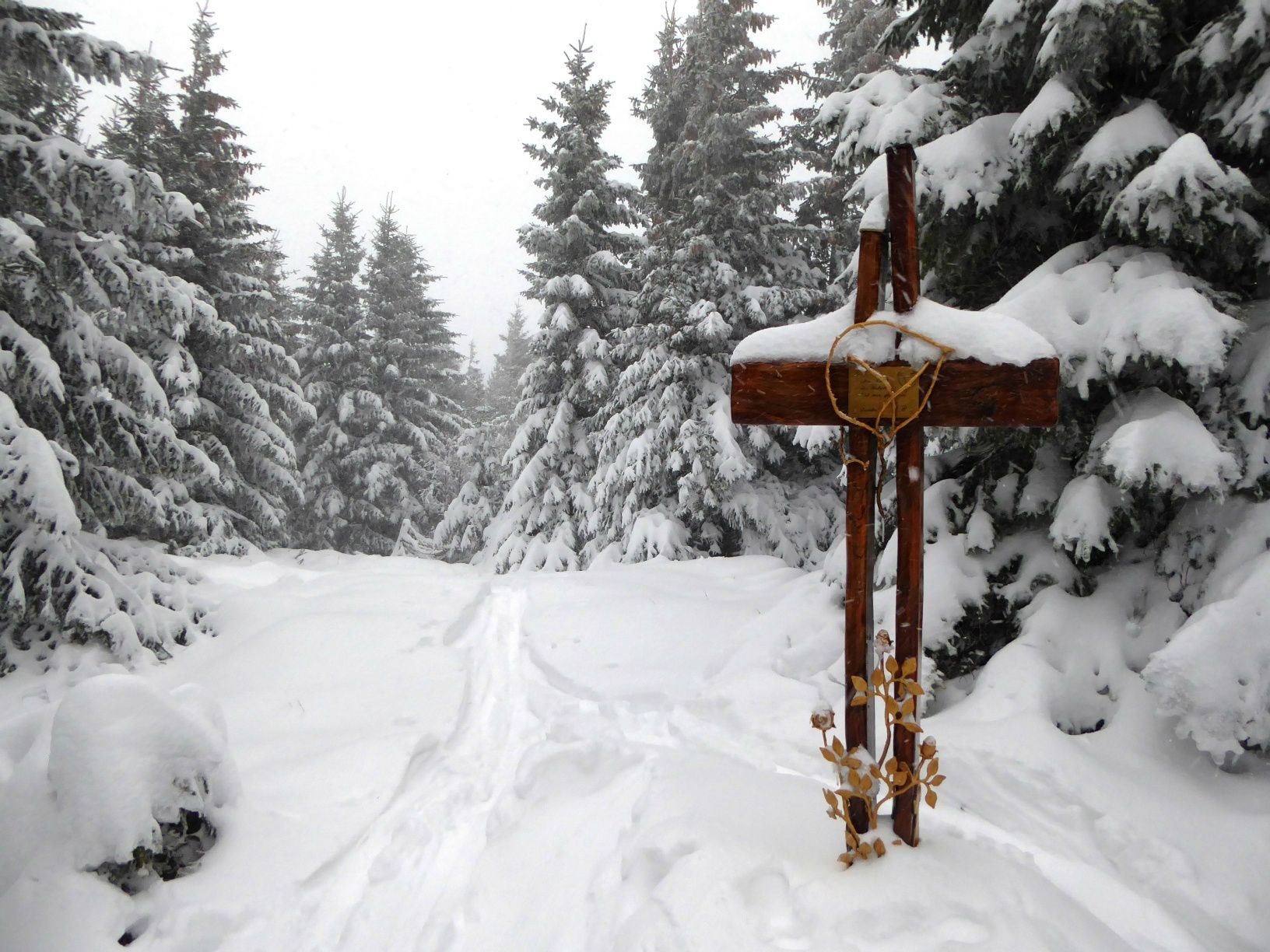 Kreuz am Hennesteck Winter (c) Karl Schachinger