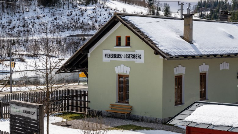 Urlaub am BAHNhof im Winter, &copy; Wolfgang Stecher