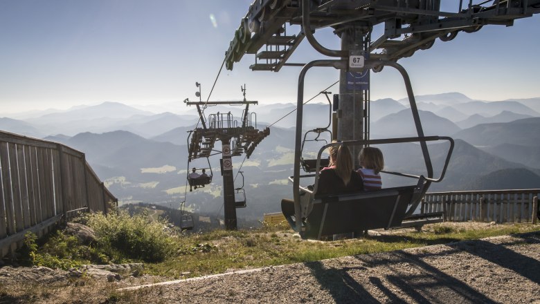 Gemütliche Liftfahrt auf die Gemeindealpe, © Robert Herbst