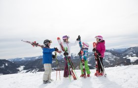 Winterfreude mit der ganzen Familie, © Niederösterreich Werbung, schwarz-koenig.at