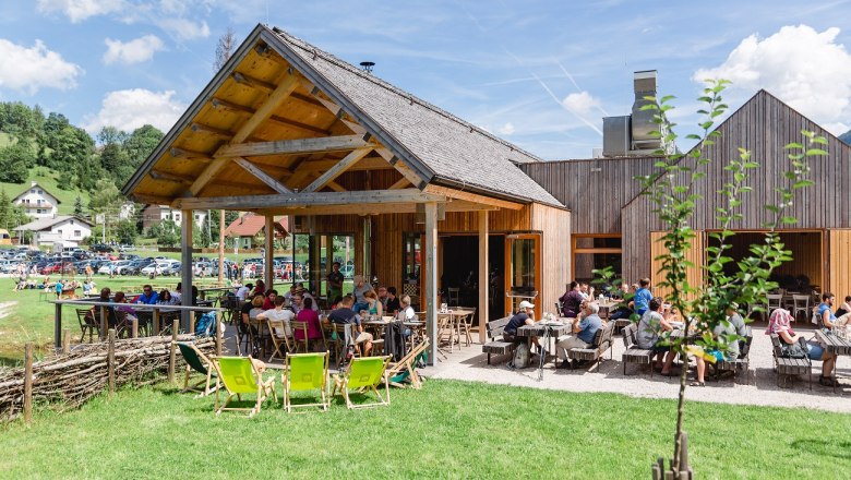 Regional cuisine at the &Ouml;tscher-Basis, &copy; Fred Lindmoser
