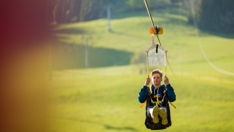 Zipline Annaberg: Mit über 100 km/h ins Tal rasen, © Martin Fülöp