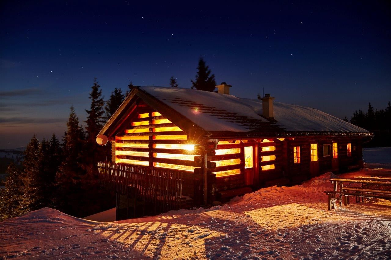 Anna-Alm bei Nacht