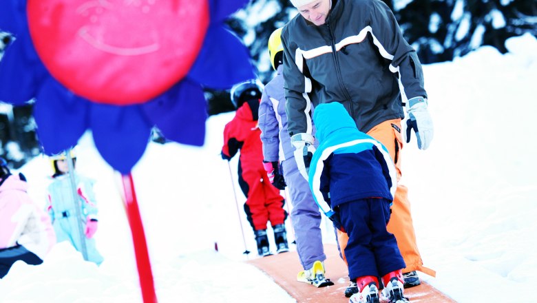 The magic carpet is great fun for the little ones, © Mostviertel Tourismus, weinfranz.at