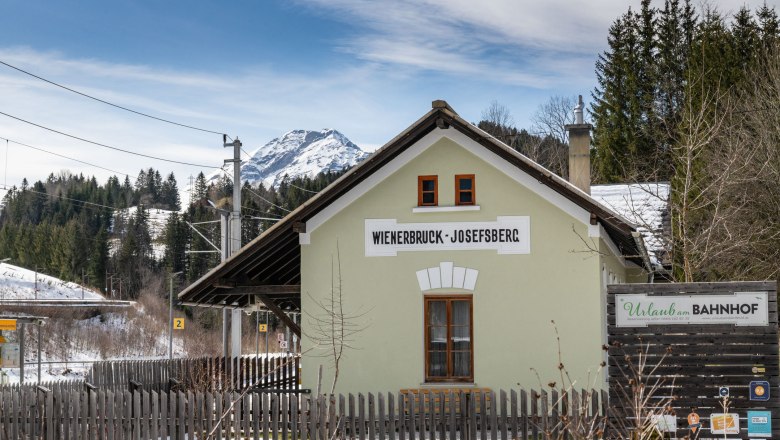 Urlaub am BAHNhof im Winter, &copy; Wolfgang Stecher