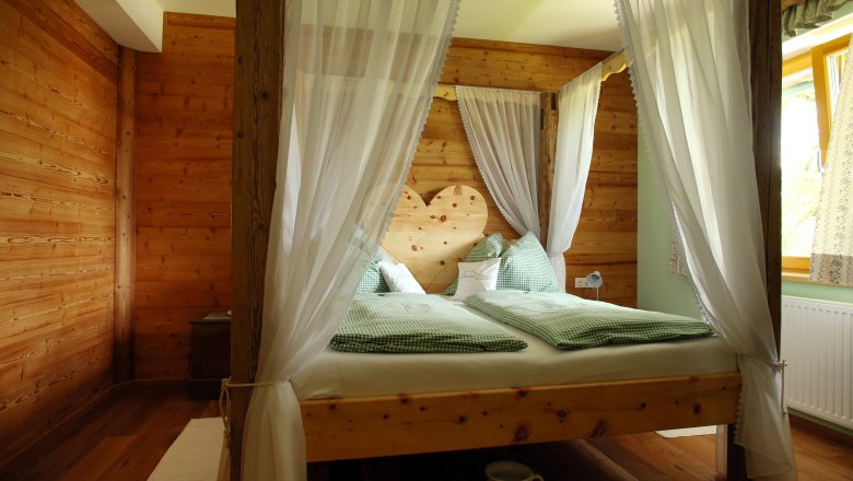 &Ouml;tscher Romantik Zimmer am H&ouml;chbauernhof, &copy; weinfranz.at